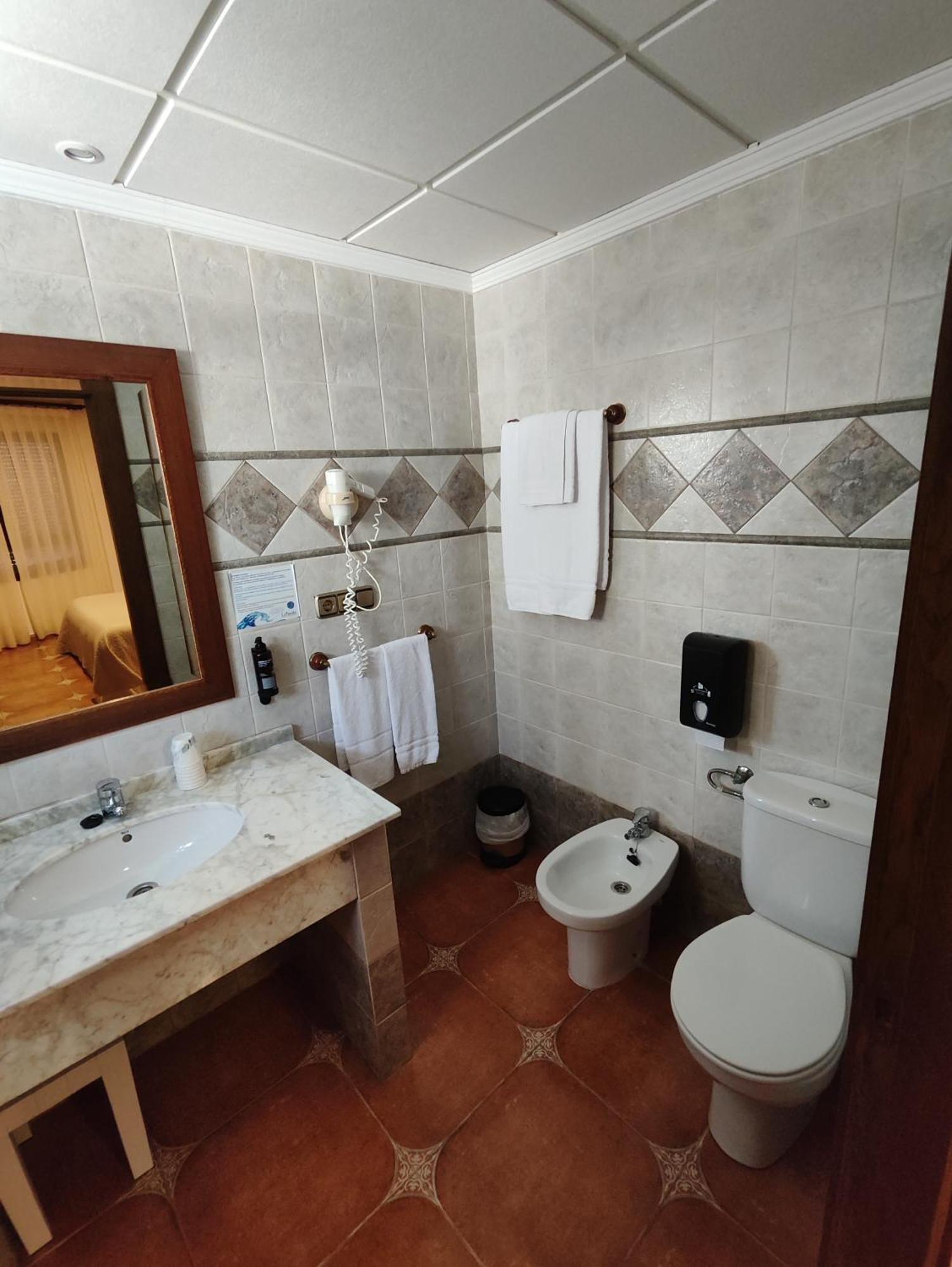 Hostal La Posada トレリャノ エクステリア 写真
