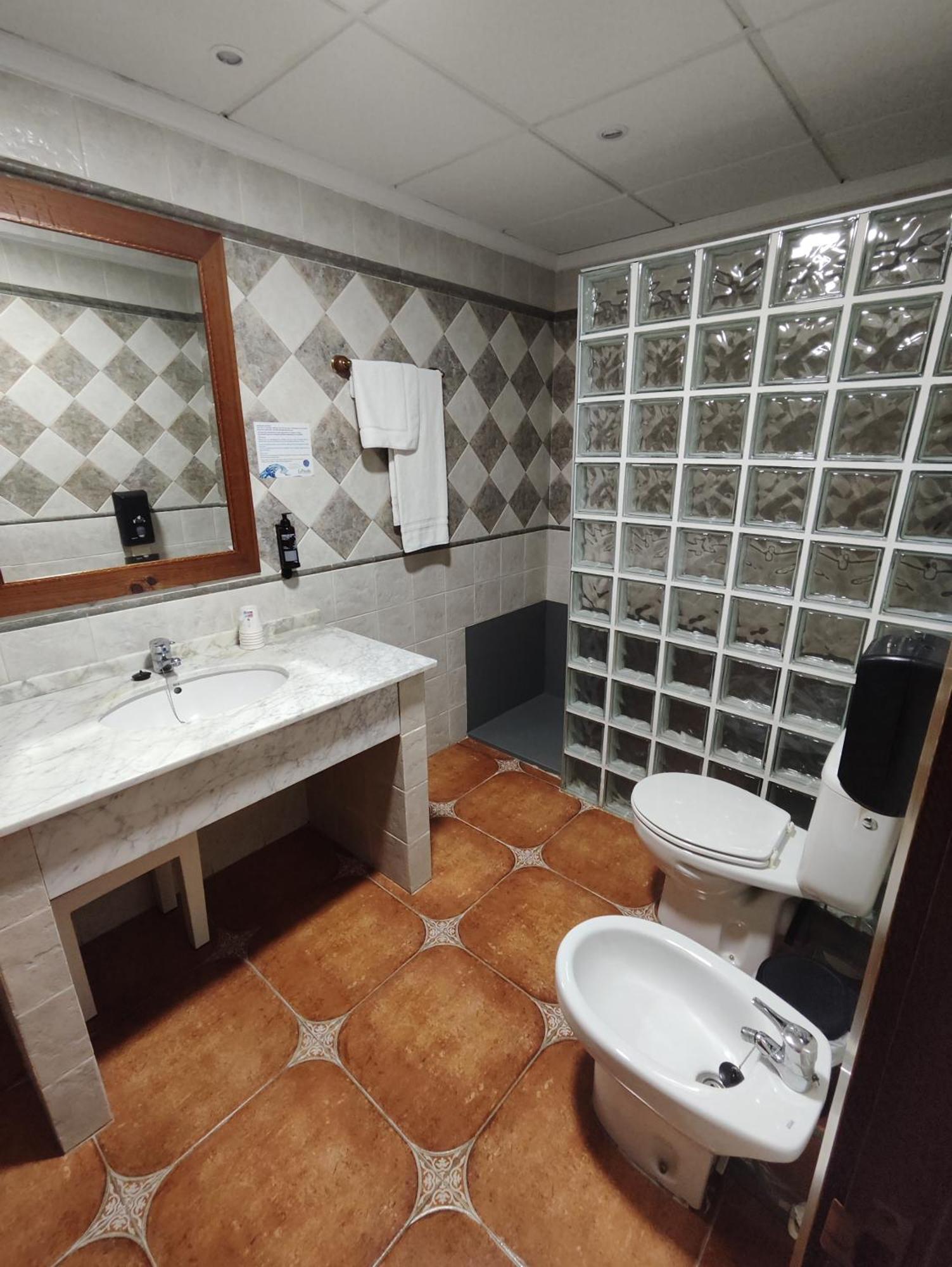 Hostal La Posada トレリャノ エクステリア 写真