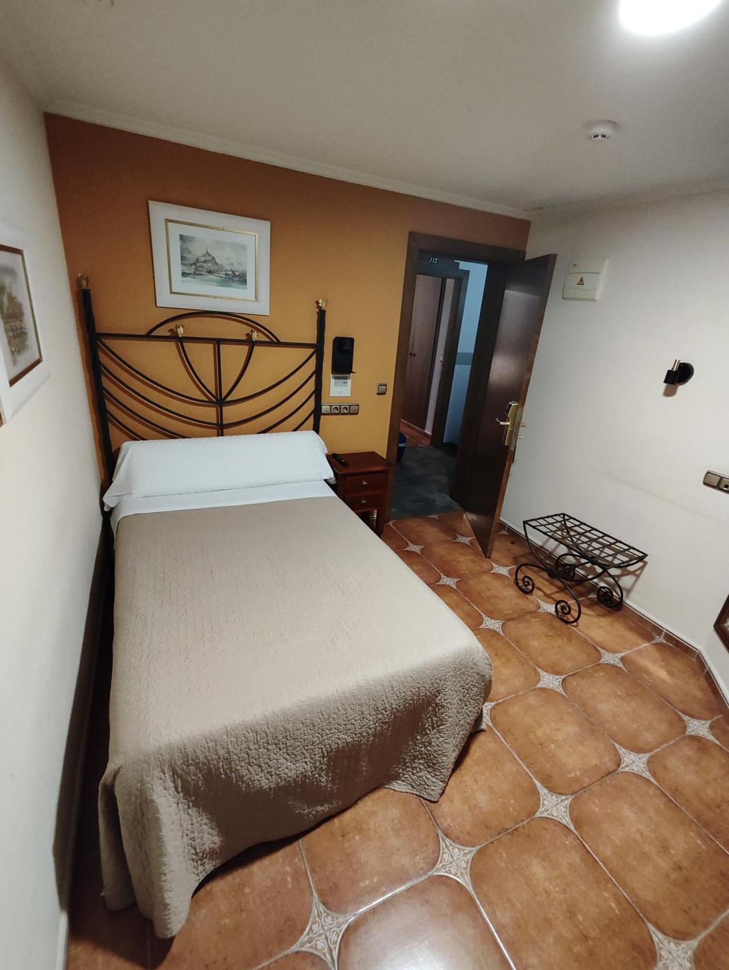 Hostal La Posada トレリャノ エクステリア 写真